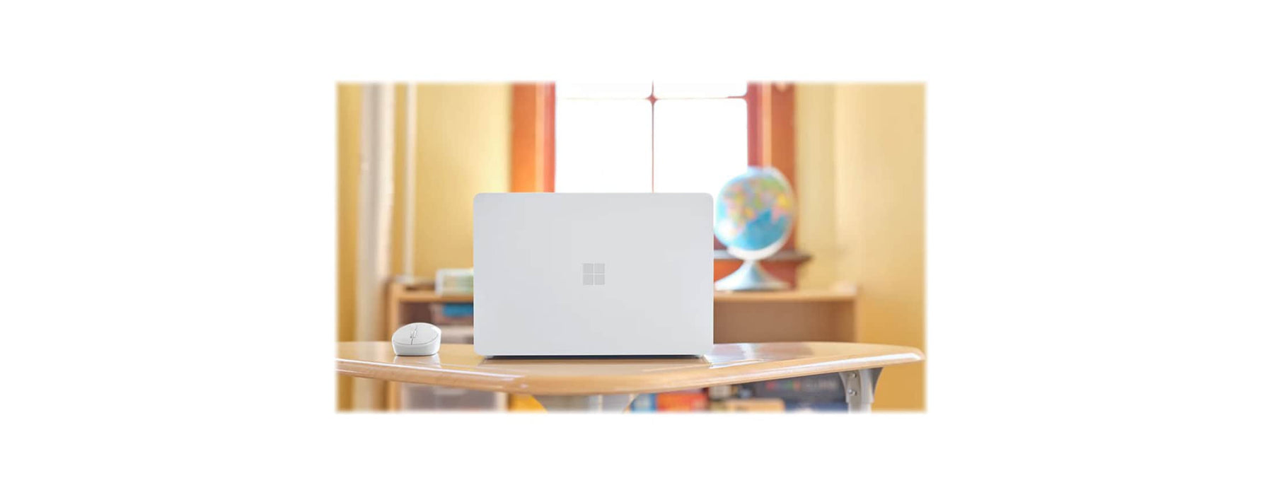 Microsoft Surface Laptop SE - Intel Celeron N4120 / 1.1 GHz - Win 11 SE - UHD Graphics 600 - 8 GB RAM - 128 GB eMMC - 11.6" 1366 x 768 (HD) - Wi-Fi 5 - glacier - academic, commercial